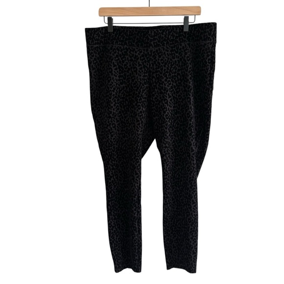Old Navy High Rise Stevie Black Velvet Leopard Print Women's Pants Casual XL - Picture 2 of 14